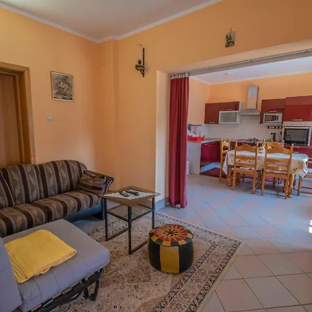 & Pejo Apartman *