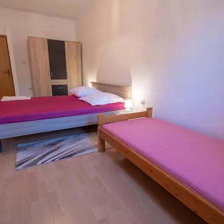 Apartman & Pejo Jadranovo